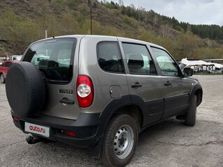 2019 Chevrolet Niva I Рестайлинг, серый, 850000 рублей, вид 5