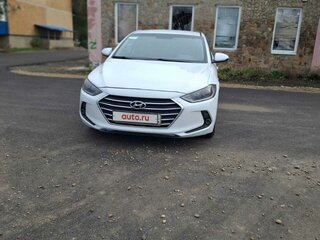 2018 Hyundai Elantra VI (AD), белый, 1360000 рублей, вид 4