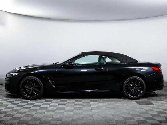 2020 BMW 8 серии 840i xDrive II (G14/G15/G16), чёрный, 9000000 рублей - вид 7