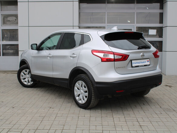 2017 Nissan Qashqai II, серебристый - вид 6
