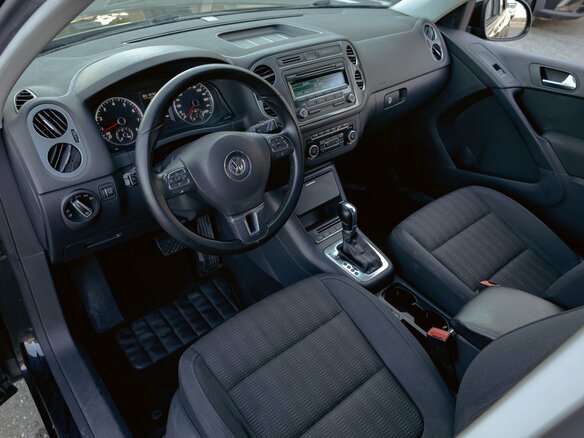 2012 Volkswagen Tiguan I Рестайлинг, чёрный, 1295000 рублей - вид 14