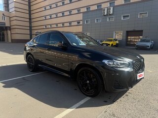 2022 BMW X4 20i II (G02) Рестайлинг, чёрный, 7500000 рублей, вид 3