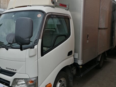 2012 Toyota Dyna, белый, 2300000 рублей, вид 3