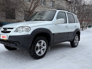 2016 Chevrolet Niva I Рестайлинг, белый, 620000 рублей, вид 1