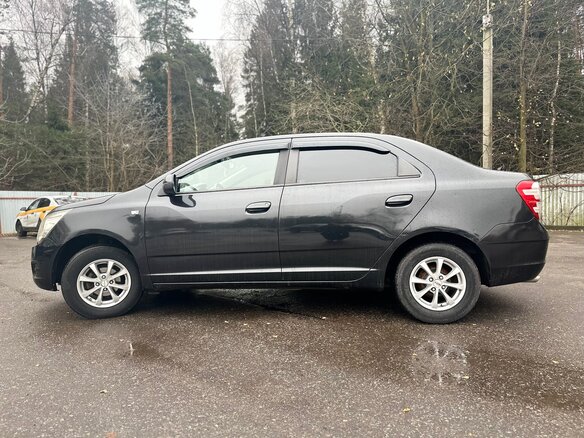 2013 Chevrolet Cobalt II, чёрный, 480000 рублей - вид 4