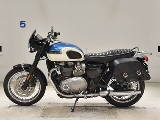 2017 Triumph Bonneville T120, белый, 977000 рублей, вид 1