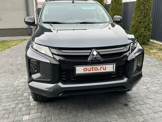 2022 Mitsubishi L200 V Рестайлинг, серый, 3900000 рублей, вид 1