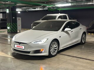 2017 Tesla Model S 75D I Рестайлинг, белый, 2300000 рублей, вид 3