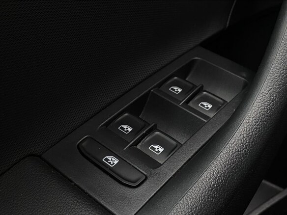 2021 Skoda Rapid II, красный, 1700000 рублей - вид 12