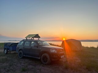 2008 Ford Explorer IV, чёрный, 1800000 рублей, вид 3