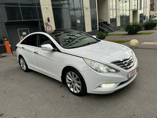2012 Hyundai Sonata VI (YF), белый, 1750000 рублей, вид 3
