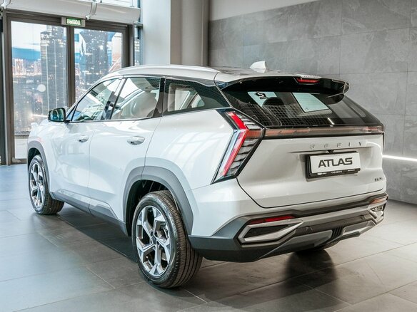 2026 Geely Atlas II, серебристый - вид 15