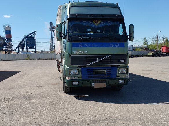 1995 Volvo FH, зелёный, 4500000 рублей