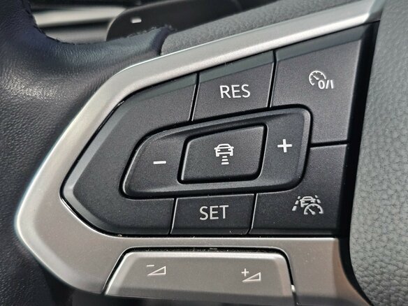 2022 Volkswagen Golf VIII, белый, 2655000 рублей - вид 12