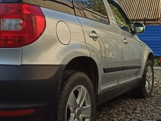 2013 Skoda Yeti I, серебристый, 1000000 рублей, вид 4