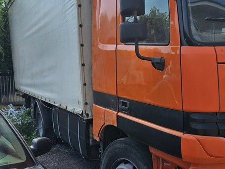 1996 Mercedes-Benz Actros, оранжевый, 2000000 рублей, вид 3