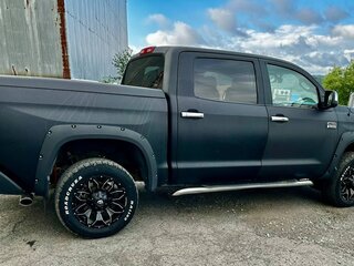 2013 Toyota Tundra CrewMax II Рестайлинг, чёрный, 4500000 рублей, вид 4