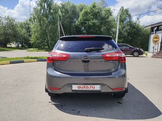 2012 Kia Rio 5-speed III, серый, 910000 рублей, вид 4