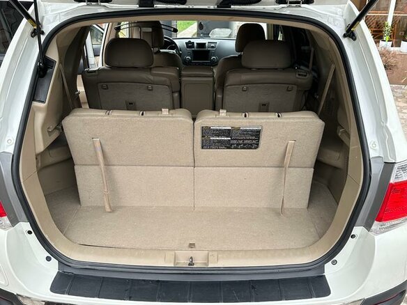 2012 Toyota Highlander II (XU40) Рестайлинг, белый, 2050000 рублей - вид 5