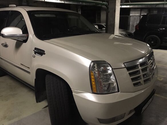 2011 Cadillac Escalade ESV III, бежевый - вид 8