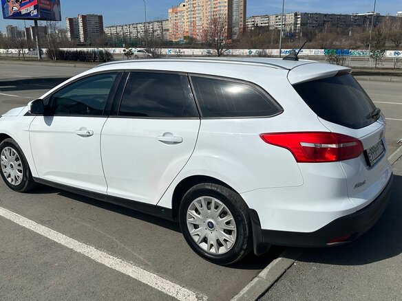 2018 Ford Focus III Рестайлинг, белый, 1500000 рублей - вид 5