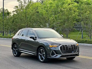 2022 Audi Q3 35 TFSI II (F3), серый, 2300000 рублей, вид 3