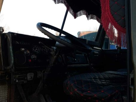 1986 КамАЗ 5320, зелёный, 750000 рублей, вид 2