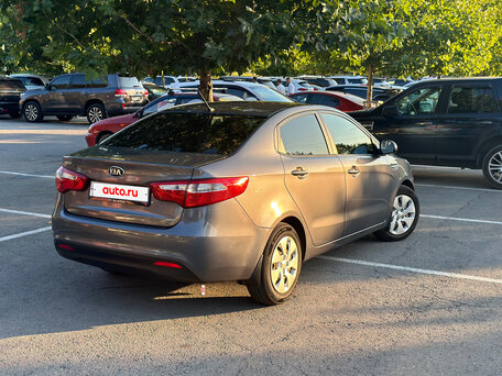 2014 Kia Rio III, серый, 1100000 рублей, вид 3