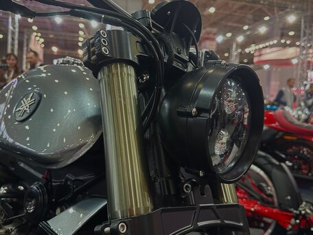 1982 Yamaha XV750 Virago, серый, 1300000 рублей, вид 4