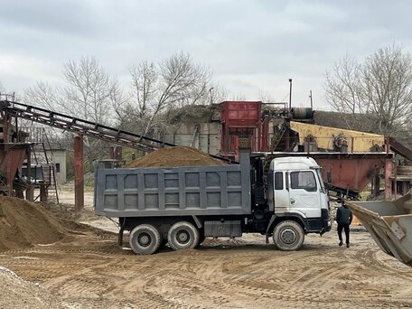 2008 IVECO-Ling Ye NJ3250, серебристый, 1450000 рублей, вид 5