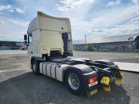 2016 DAF XF 105, белый, 5200000 рублей, вид 3