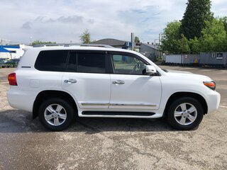 2014 Toyota Land Cruiser 200 Series Рестайлинг 1, белый, 7700000 рублей, вид 4
