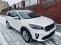 2017 Kia Sorento III Prime Рестайлинг, белый, 2950000 рублей - вид 2