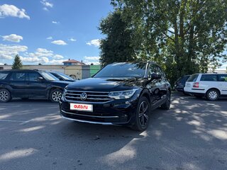 2020 Volkswagen Tiguan II Рестайлинг, чёрный, 3200000 рублей, вид 1