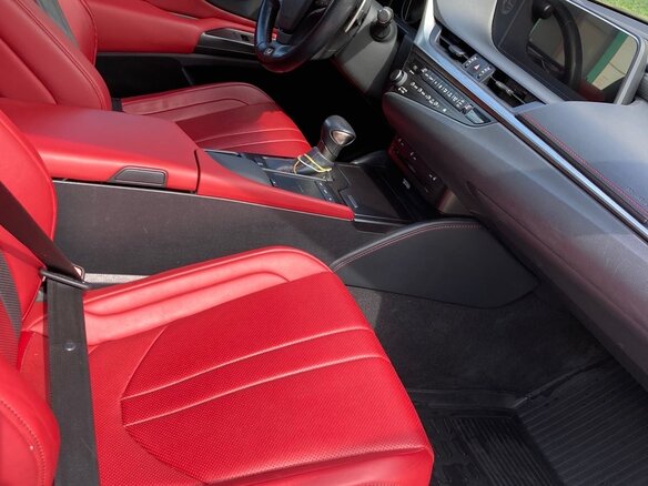 2019 Lexus ES 350 VII, чёрный, 4400000 рублей - вид 13