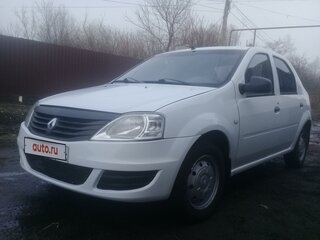 2014 Renault Logan I Рестайлинг, белый, 450000 рублей, вид 1
