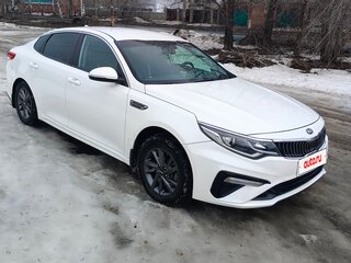 2018 Kia Optima IV Рестайлинг, белый, 1500000 рублей, вид 3