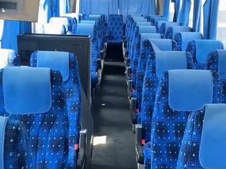1999 Mercedes-Benz Tourismo, белый, 2300000 рублей, вид 4