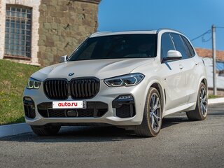 2018 BMW X5 30d IV (G05/G18), белый, 7100000 рублей, вид 3