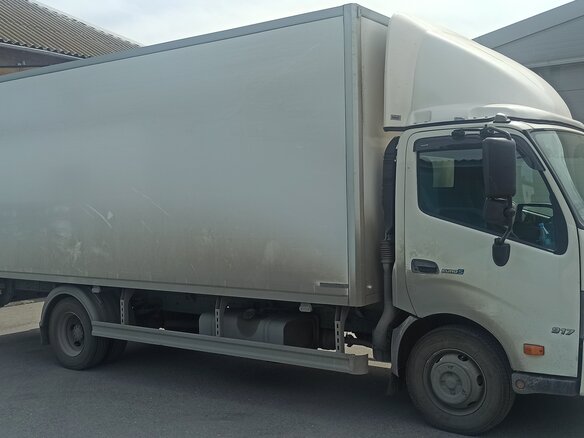2021 Hino Series 300 (Dutro), белый, 5999000 рублей - вид 1