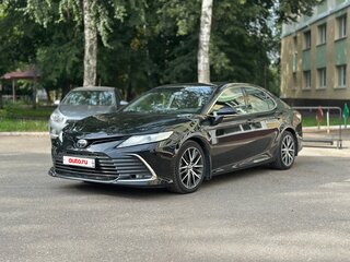 2021 Toyota Camry VIII (XV70) Рестайлинг, чёрный, 3500000 рублей, вид 1