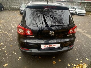 2010 Volkswagen Tiguan I, чёрный, 1150000 рублей, вид 3