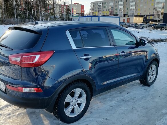2010 Kia Sportage III, синий