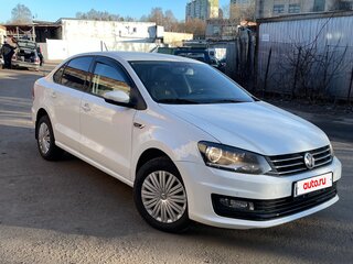 2018 Volkswagen Polo V Рестайлинг, белый, 1300000 рублей, вид 3