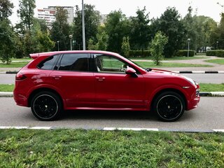 2012 Porsche Cayenne Diesel II (958), красный, 3350000 рублей, вид 4