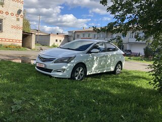 2016 Hyundai Solaris I Рестайлинг, белый, 1000000 рублей, вид 3