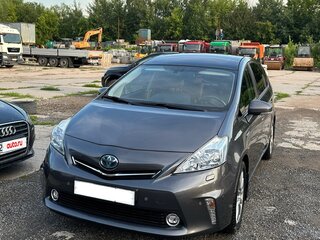 2012 Toyota Prius v (+) I (ZVW40/41), серый, 1800000 рублей, вид 3