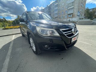 2008 Volkswagen Tiguan I, чёрный, 1369000 рублей, вид 3