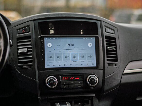 2013 Mitsubishi Pajero IV Рестайлинг 1, чёрный, 1744000 рублей - вид 6
