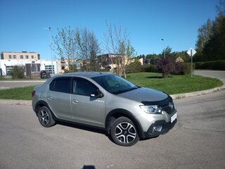 2018 Renault Logan Stepway II Рестайлинг, бежевый, 850000 рублей, вид 4